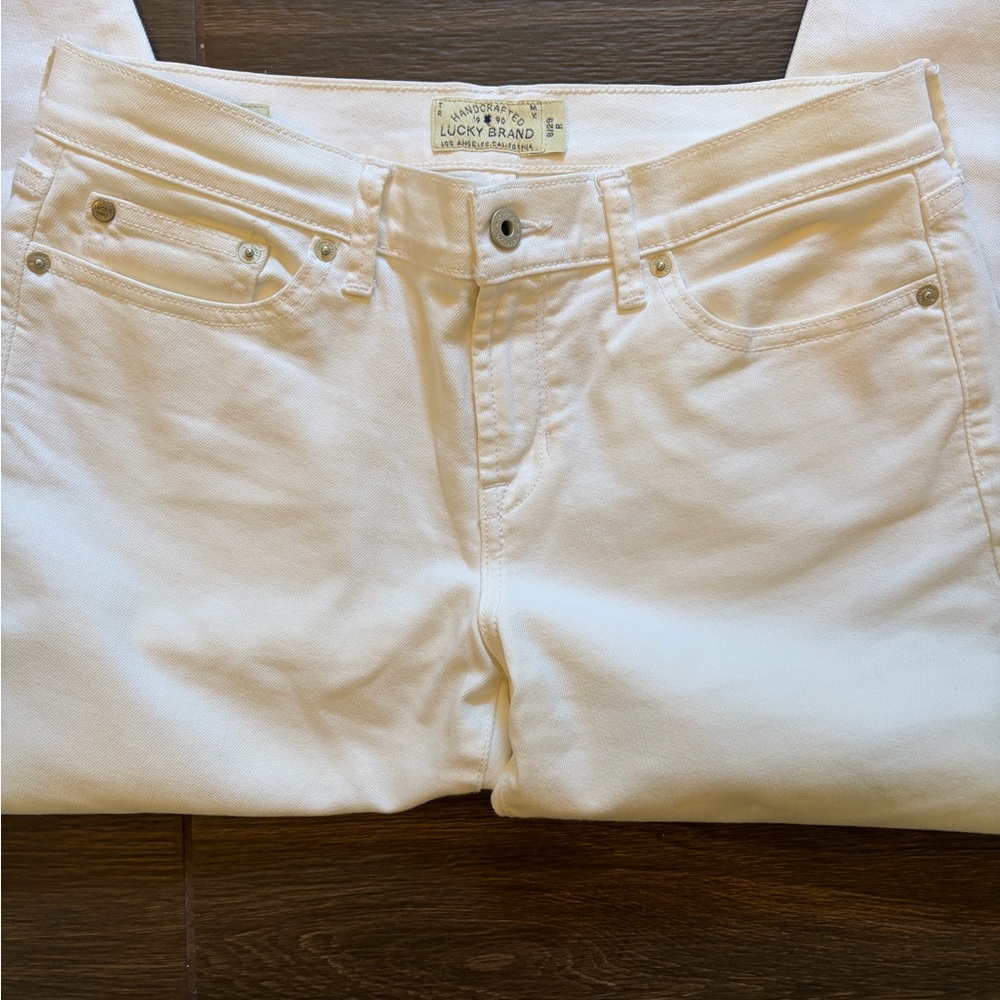 Lucky Brand Straight Leg Jeans in White